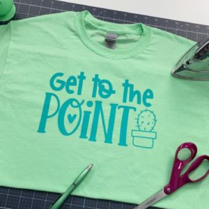 How to Make an Iron On (Heat Transfer Vinyl) T-Shirt with Cricut | Beginner Tutorial