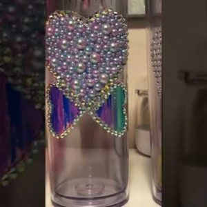 Beginner-friendly bling tumbler! Full class on Creative Fabrica! Link in description!