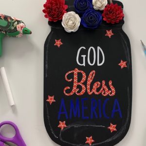 Mason Jar Chalkboard 4th of July Sign | Easy Rustic Cricut Craft