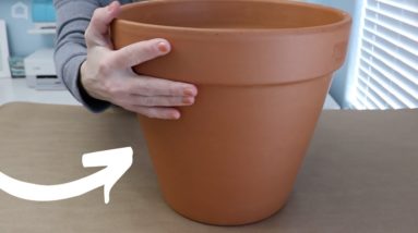 Do THIS to a terra cotta pot to get gorgeous spring decor!