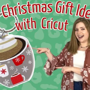 EASY Christmas Gift Idea DIY 🎁 Cricut Acrylic Keychain with Vinyl + Gift Card