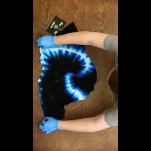 How to Tie Dye a Lightning Swirl Super Spiral in 30 Seconds! #Shorts