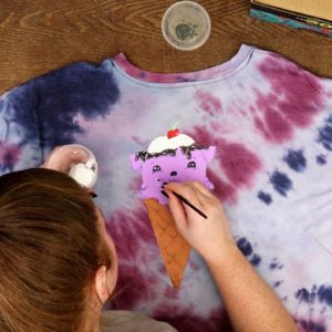 Painting on my Tie Dye : Fabric Paint Unboxing & Review Included!