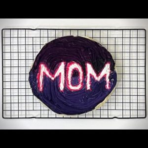 Tie-dye pattern : Happy Mothers Day (MOM)