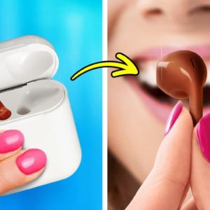 HOW TO SNEAK FOOD AND MAKEUP || Crazy Food Tricks You Will Love