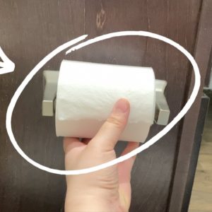 Dip toilet paper in water for this BRILLIANT idea!