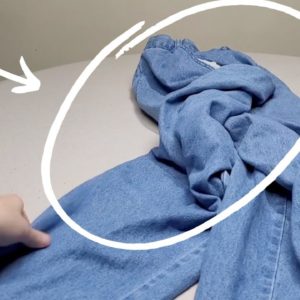 Why everyone's cutting up old jeans (BRILLIANT!)