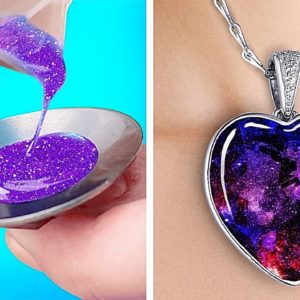 How To Use Epoxy Resin And Polymer Clay To Create Amazing DIY Jewelry 💍😃😍