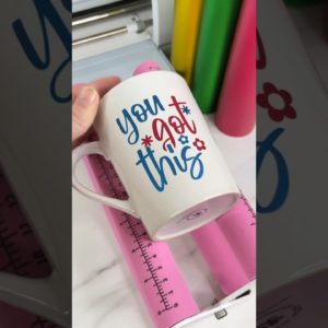 Quick and easy tip to apply 2 vinyl colors to a mug using Cricut. 🩷💙 #cricutbeginner