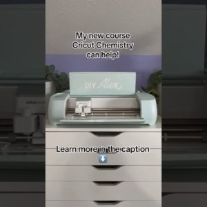 Cricut Scaries got you stuck?! Get your Cricut confidence HERE!