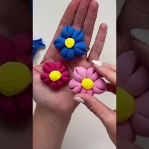 DIY air dry clay floral mirror. An easy DIY you have to try!!